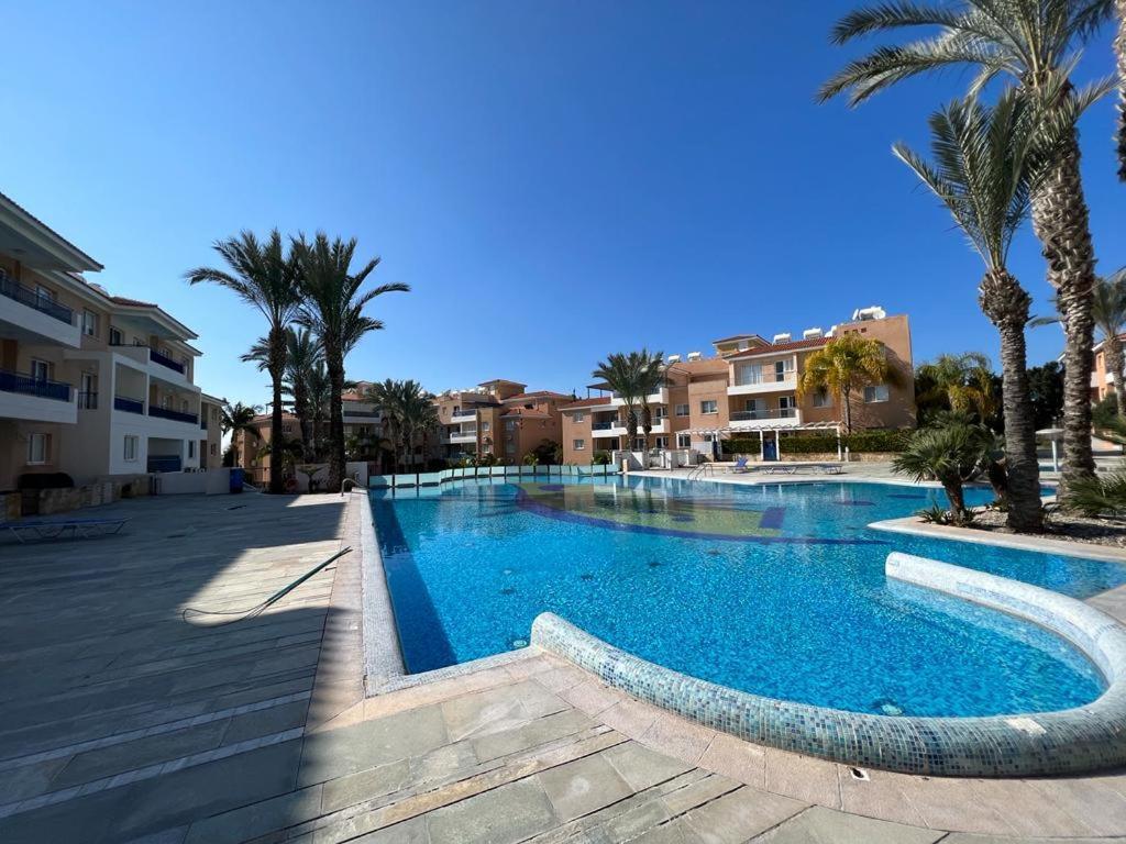 Casa Del Sol Townhouse In Iris Village Paphos Exterior photo