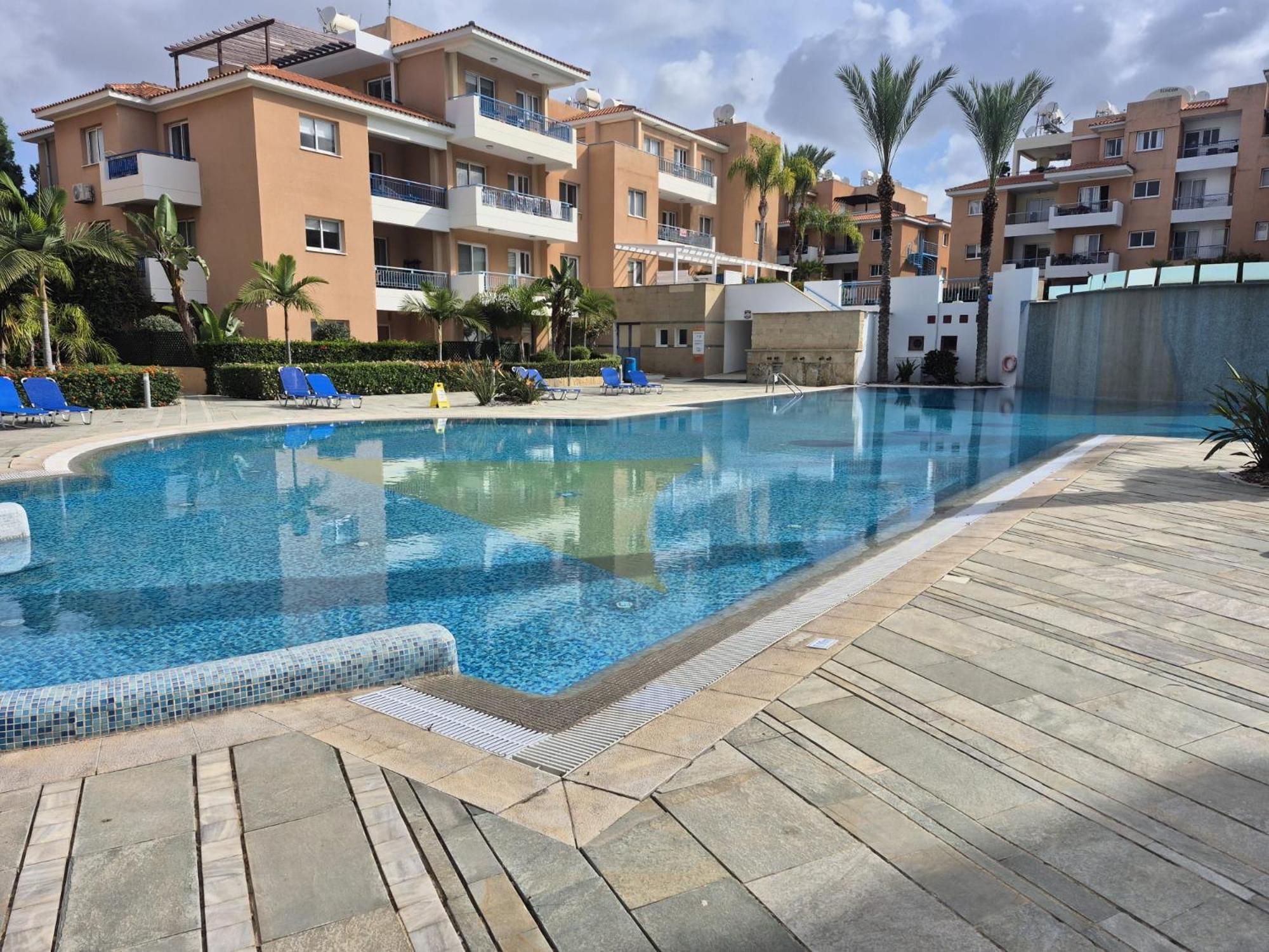 Casa Del Sol Townhouse In Iris Village Paphos Exterior photo